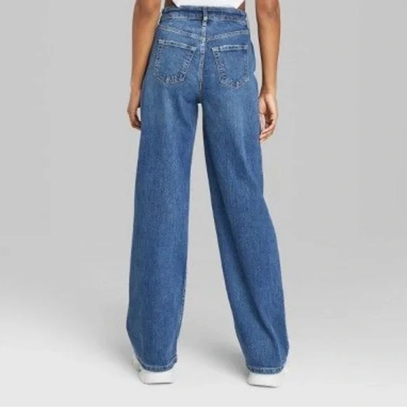 Women's High-Rise Wide Leg Baggy Jeans -
NWT
Wild Fable Blue 10 - Picture 2 of 2